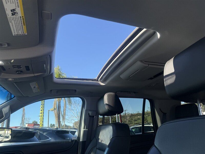 2017 Chevrolet Tahoe 4WD 4dr Premier - 22969599 - 4