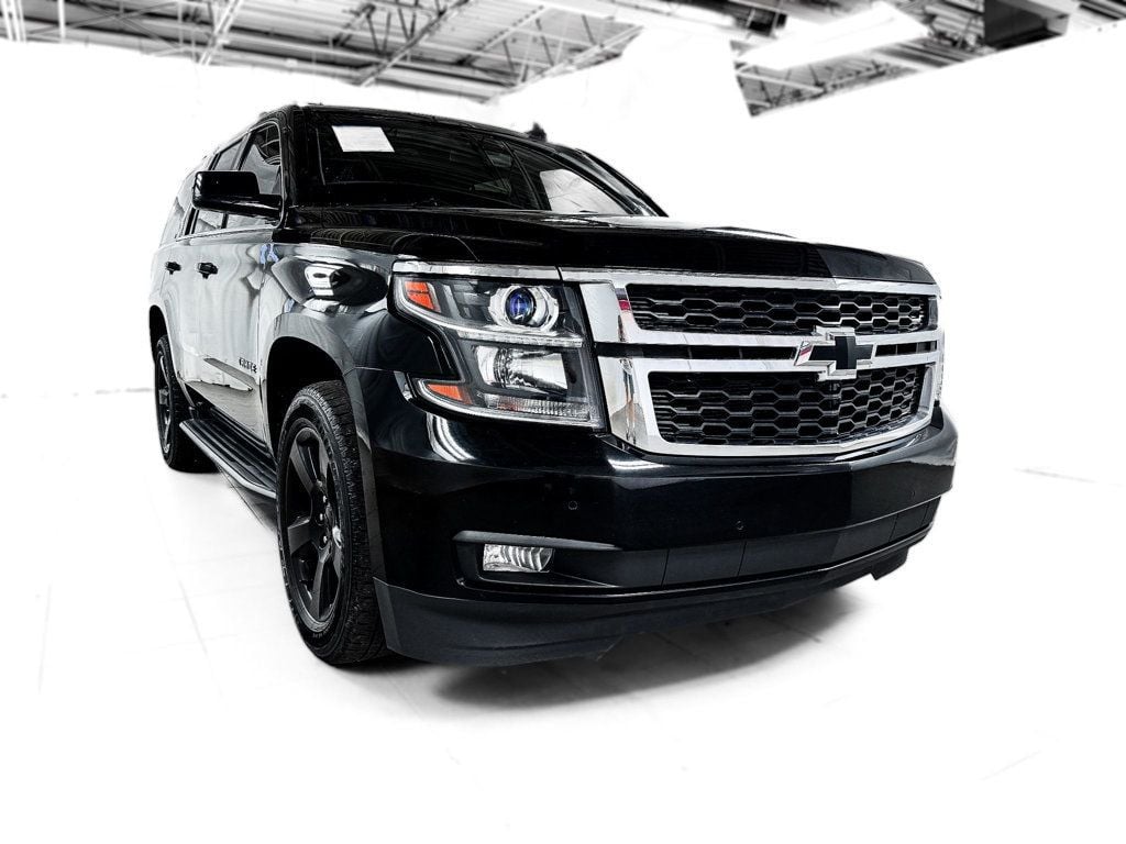 2017 Chevrolet Tahoe LT photo 5