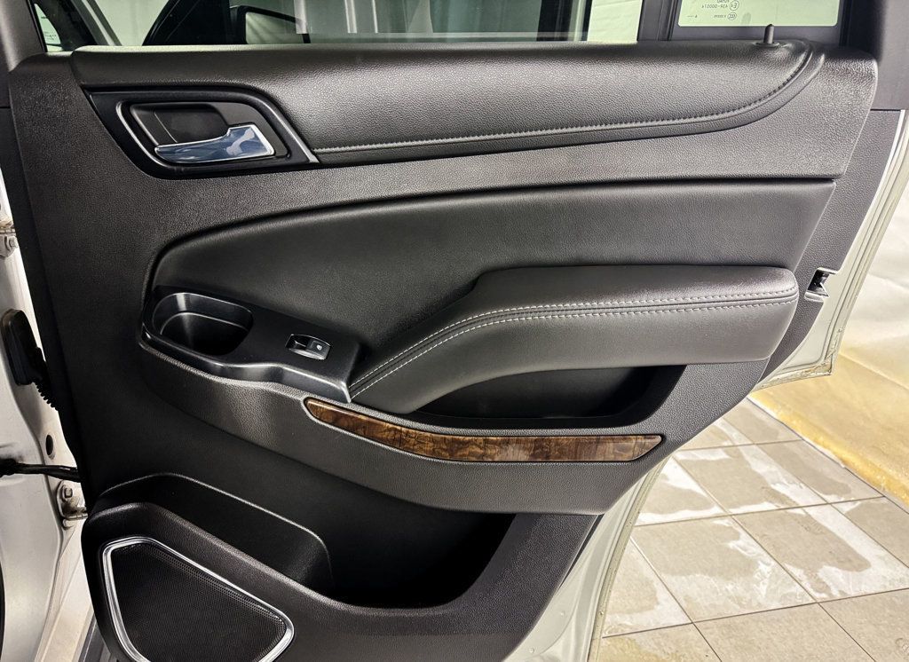 2017 Chevrolet Tahoe LT 4WD - 22970881 - 16