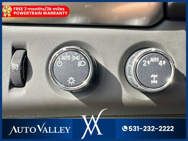 2017 Chevrolet Tahoe LT Sport Utility 4D - 23003136 - 40