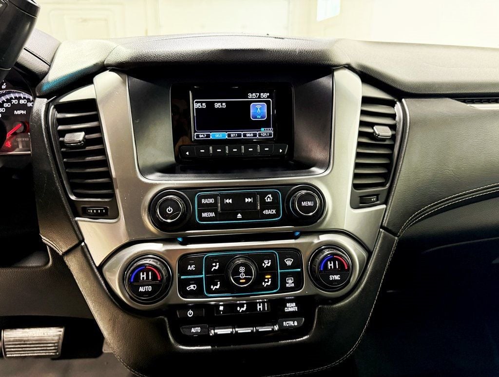 2017 Chevrolet Tahoe Police - 22930678 - 13