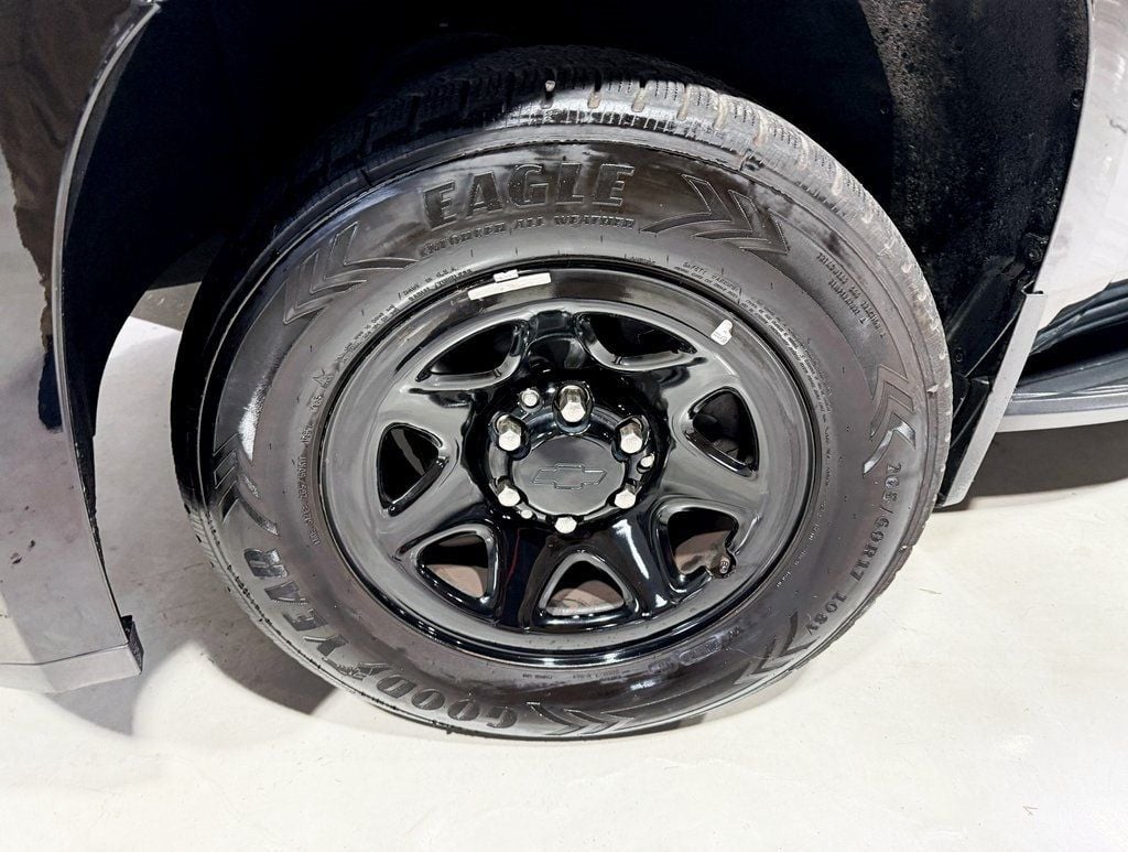 2017 Chevrolet Tahoe Police - 22930678 - 1