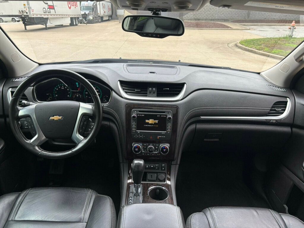 2017 Chevrolet Traverse 2017 Chevrolet Traverse LT - 23032183 - 26