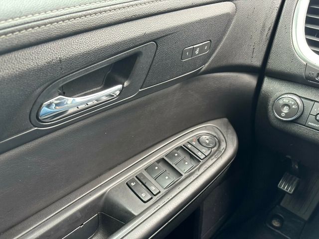 2017 Chevrolet Traverse 2017 Chevrolet Traverse LT - 23032183 - 35