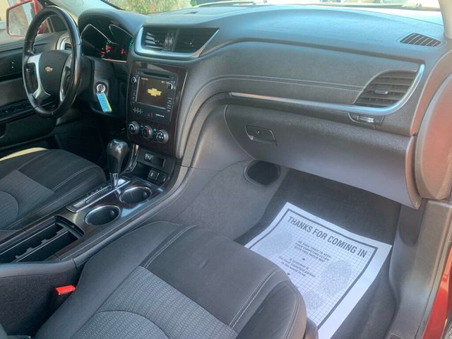 2017 Chevrolet Traverse AWD 4dr LT w/1LT - 22956563 - 25