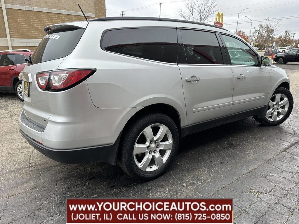 2017 Chevrolet Traverse AWD 4dr LT w/1LT - 22683258 - 4