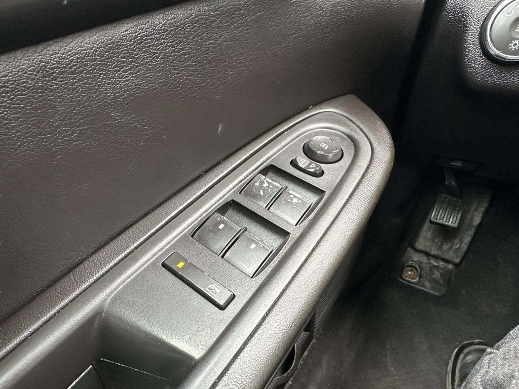 2017 Chevrolet Traverse AWD 4dr LT w/1LT - 22990040 - 28