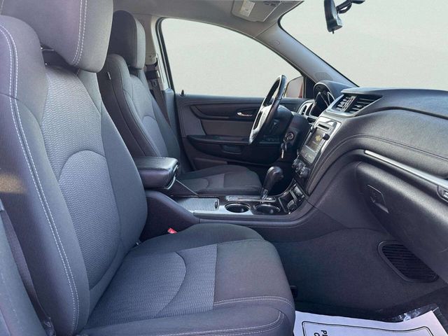 2017 Chevrolet Traverse AWD 4dr LT w/1LT - 23028705 - 21