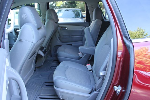 2017 Chevrolet Traverse AWD 4dr LT w/1LT - 23079836 - 26