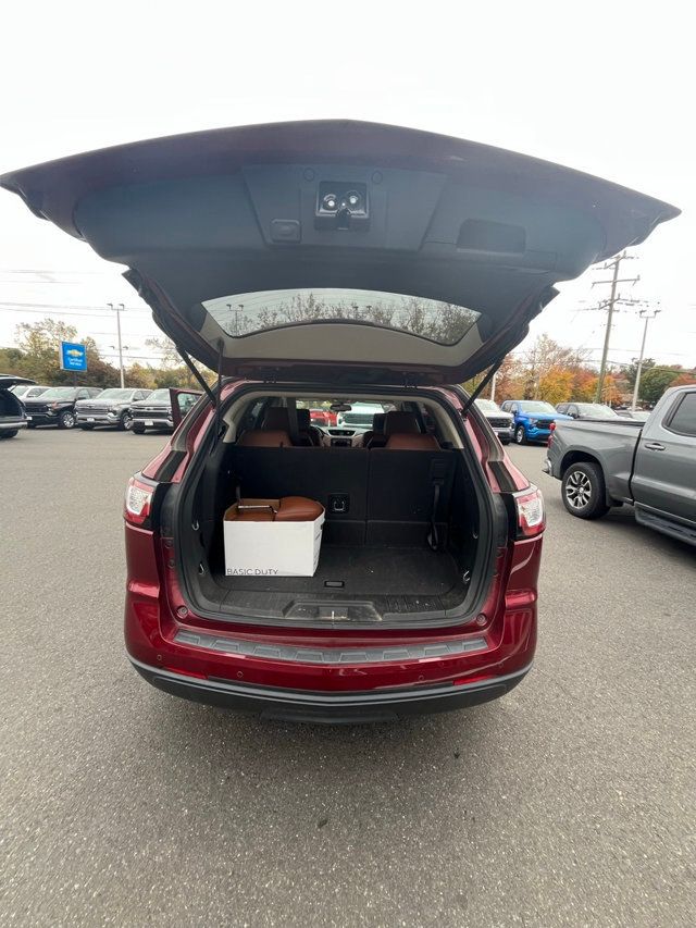 2017 Chevrolet Traverse AWD 4dr LT w/2LT - 22938299 - 10