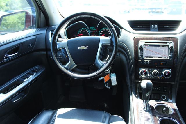 2017 Chevrolet Traverse AWD 4dr LT w/2LT - 23066754 - 15