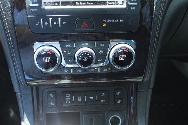2017 Chevrolet Traverse AWD 4dr LT w/2LT - 23066754 - 19