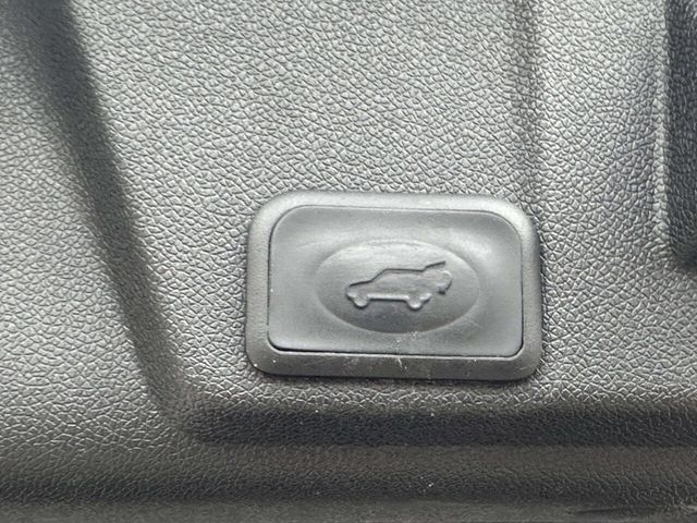 2017 Chevrolet Traverse AWD 4dr Premier - 22989540 - 16