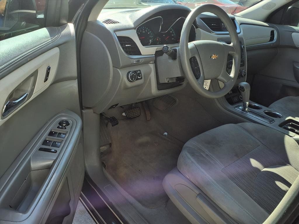 2017 Chevrolet Traverse FWD 4dr LS w/1LS - 22912245 - 5