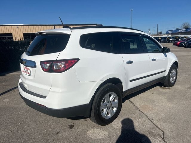 2017 Chevrolet Traverse FWD 4dr LS w/1LS - 22973418 - 3