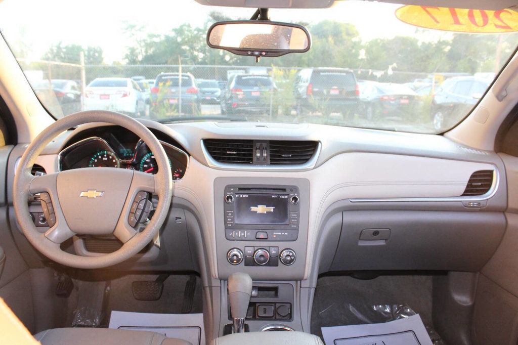 2017 Chevrolet Traverse FWD 4dr LS w/1LS - 22918926 - 20