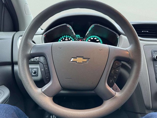 2017 Chevrolet Traverse FWD 4dr LS w/1LS - 22959328 - 22