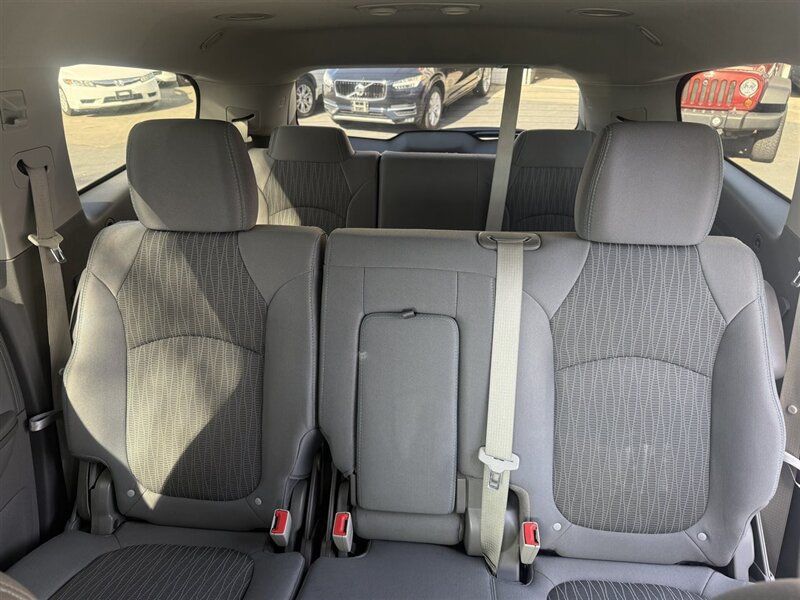 2017 Chevrolet Traverse FWD 4dr LS w/1LS - 22970520 - 5