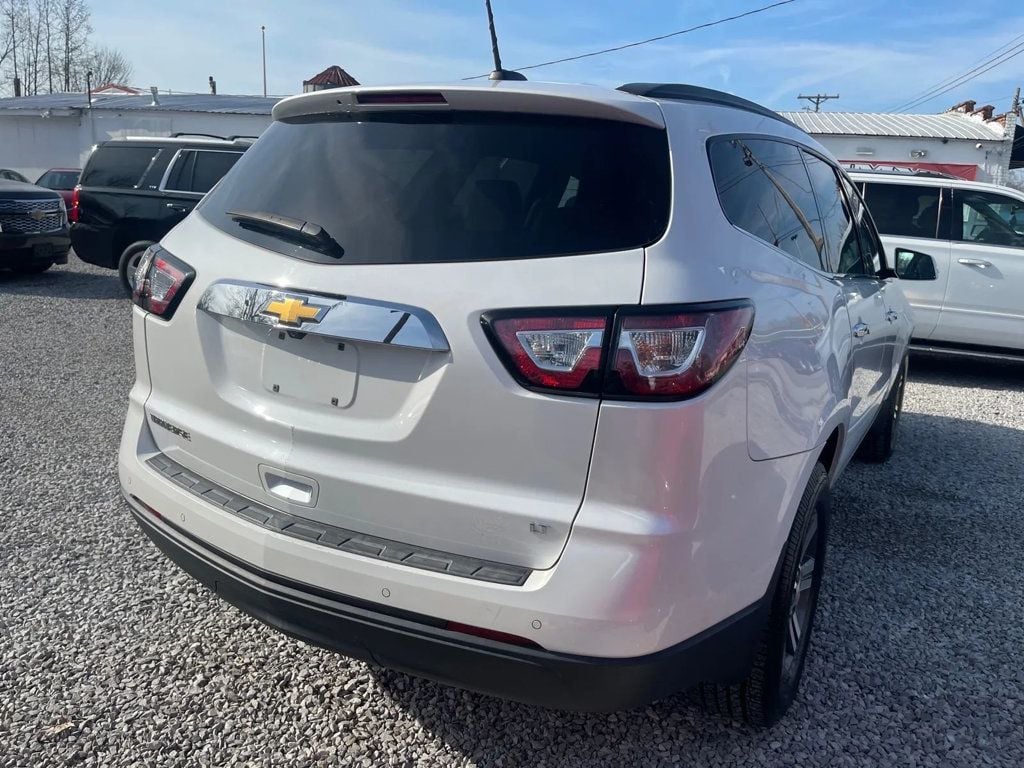 2017 Chevrolet Traverse FWD 4dr LT w/1LT - 22989146 - 1
