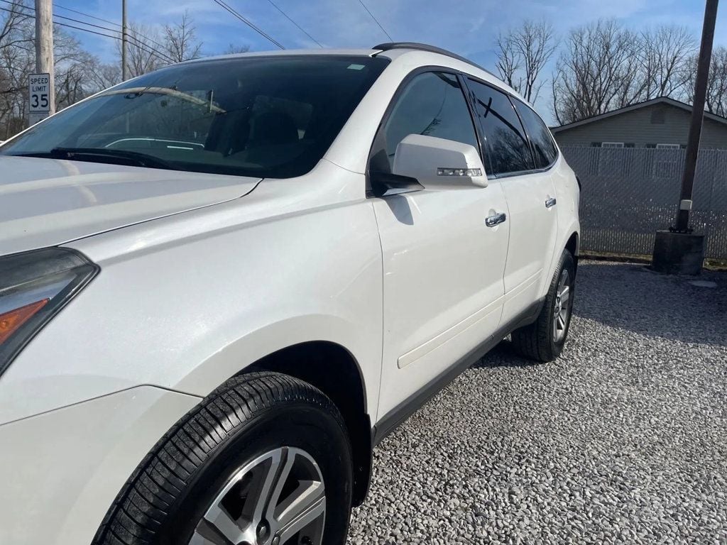 2017 Chevrolet Traverse FWD 4dr LT w/1LT - 22989146 - 4