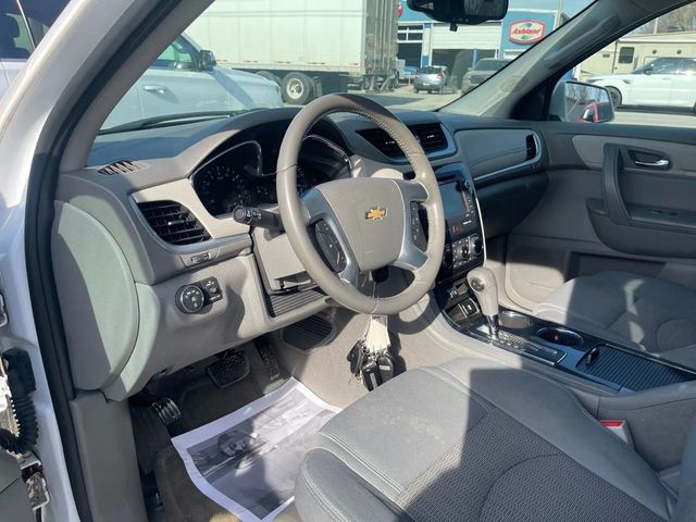 2017 Chevrolet Traverse FWD 4dr LT w/1LT - 22989146 - 6