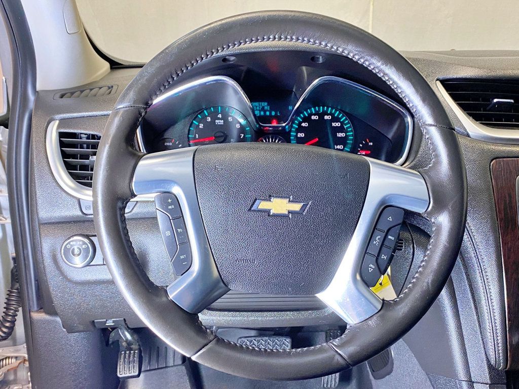 2017 Chevrolet Traverse FWD 4dr LT w/1LT - 23031850 - 24