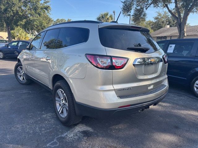2017 Chevrolet Traverse FWD 4dr LT w/1LT - 22948636 - 6