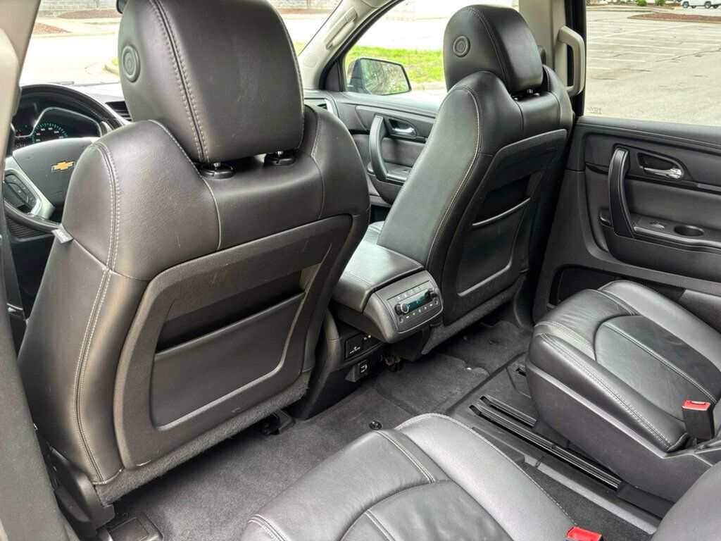 2017 Chevrolet Traverse FWD 4dr LT w/2LT - 23032183 - 15