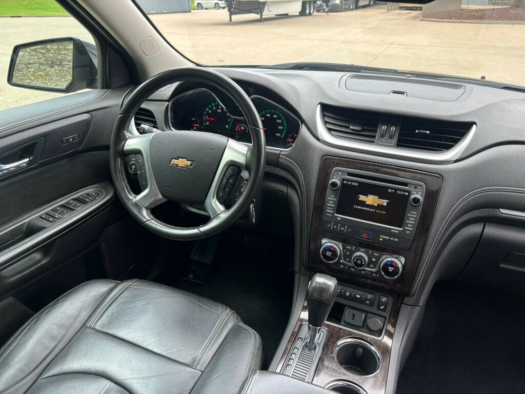 2017 Chevrolet Traverse FWD 4dr LT w/2LT - 23032183 - 27