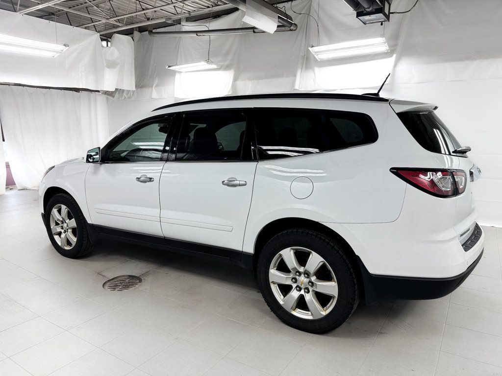 2017 Chevrolet Traverse LT - 23018837 - 2