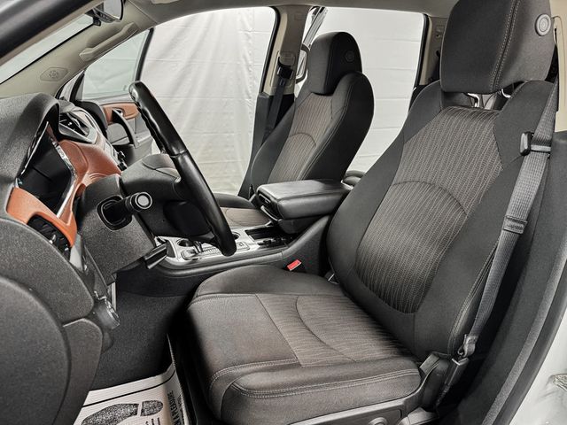 2017 Chevrolet Traverse LT - 23018837 - 8