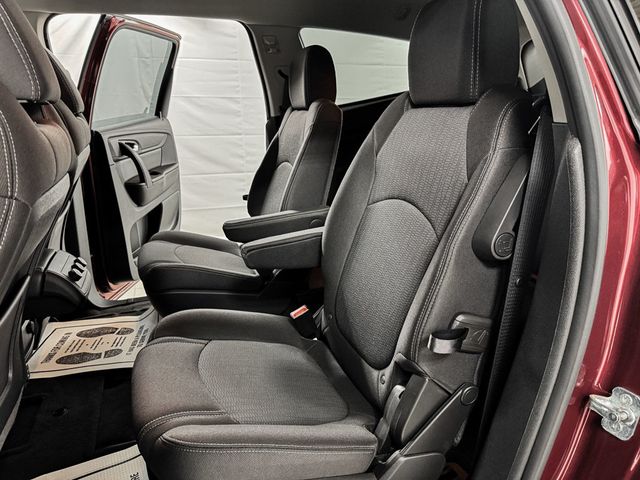 2017 Chevrolet Traverse LT - 23026536 - 8