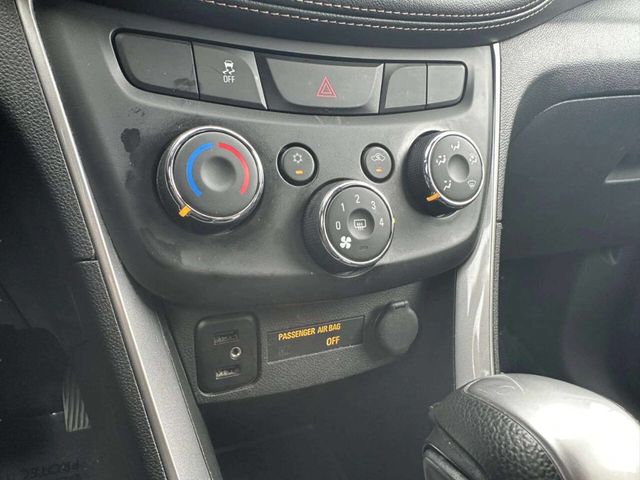 2017 Chevrolet Trax AWD 4dr LT - 23039961 - 30