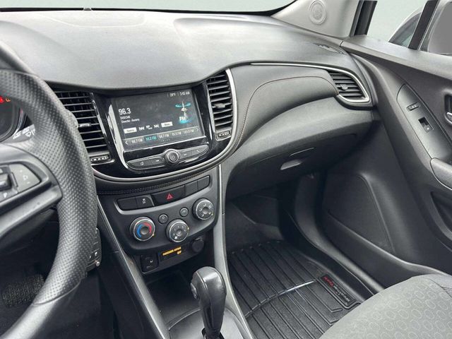 2017 Chevrolet Trax FWD 4dr LS - 22982280 - 24