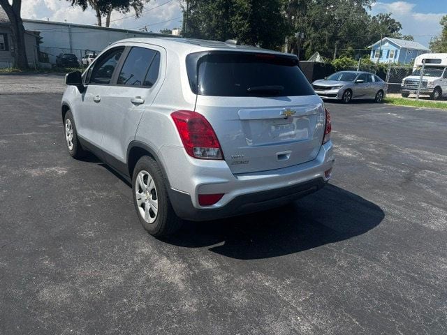 2017 Chevrolet Trax FWD 4dr LS - 23067519 - 3