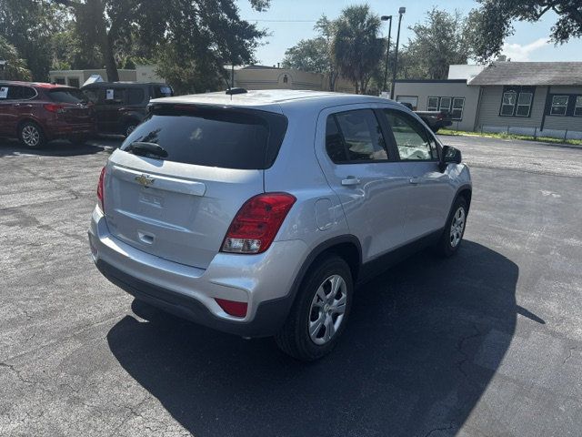 2017 Chevrolet Trax FWD 4dr LS - 23067519 - 5