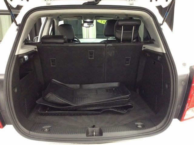 2017 Chevrolet Trax FWD 4dr LT - 22913524 - 28