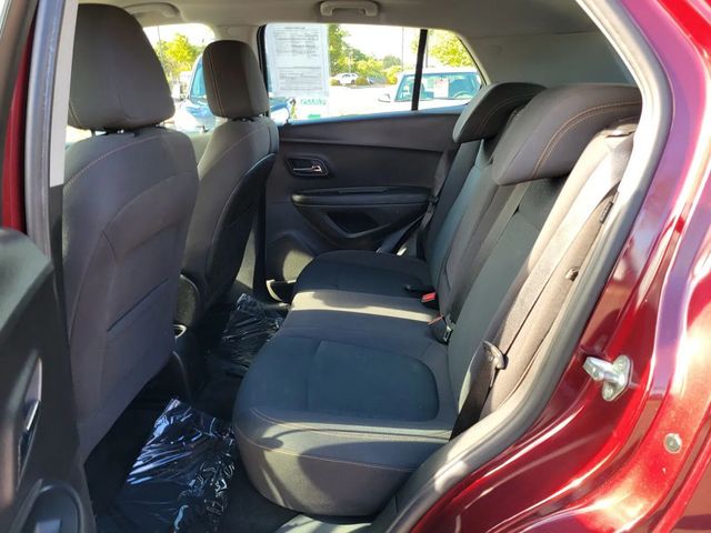 2017 Chevrolet Trax LS Sport Utility 4D - 22950010 - 3