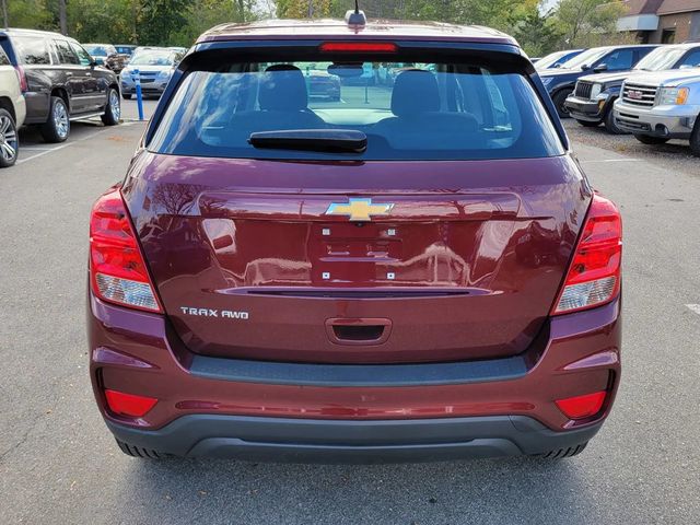 2017 Chevrolet Trax LS Sport Utility 4D - 22950010 - 8