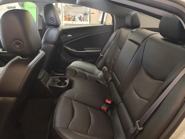 2017 Chevrolet Volt 2017 Chevyrolet Volt Plug-In Hybrid Electric PHEV - 22885974 - 7