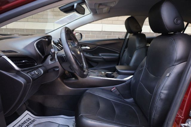 2017 Chevrolet Volt Premier - 23064946 - 13