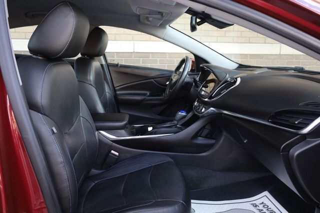 2017 Chevrolet Volt Premier - 23064946 - 22