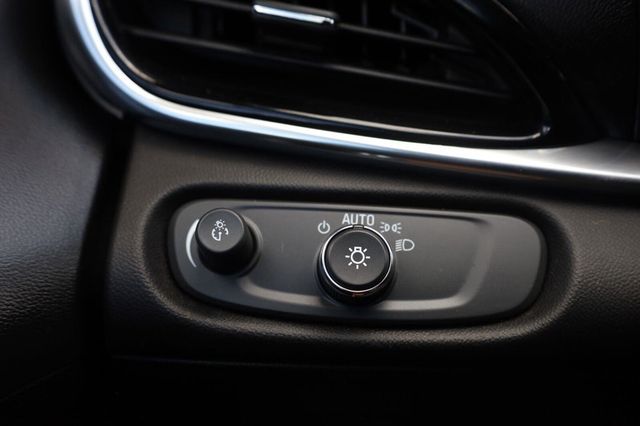 2017 Chevrolet Volt Premier - 23064946 - 30