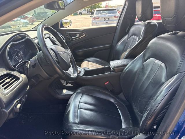 2017 Chrysler 200 Limited Platinum FWD - 23052007 - 6