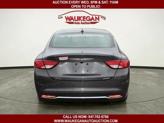 2017 Chrysler 200 Limited Platinum FWD - 22962398 - 4