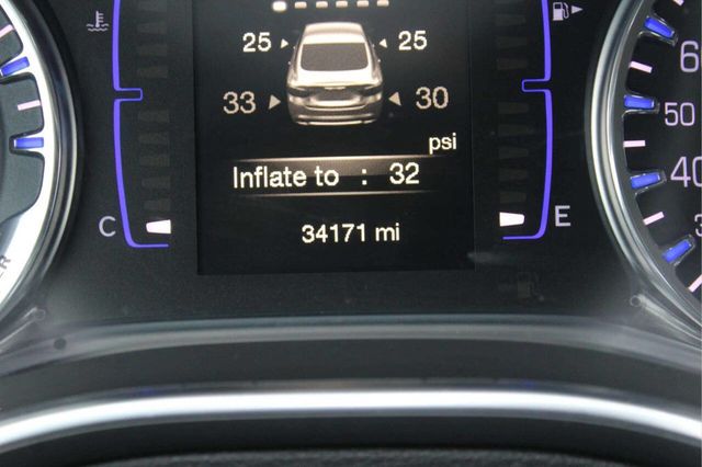 2017 Chrysler 200 Limited Platinum FWD - 22962398 - 8