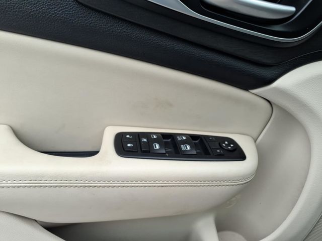 2017 Chrysler 200 Limited Platinum FWD - 23011738 - 14