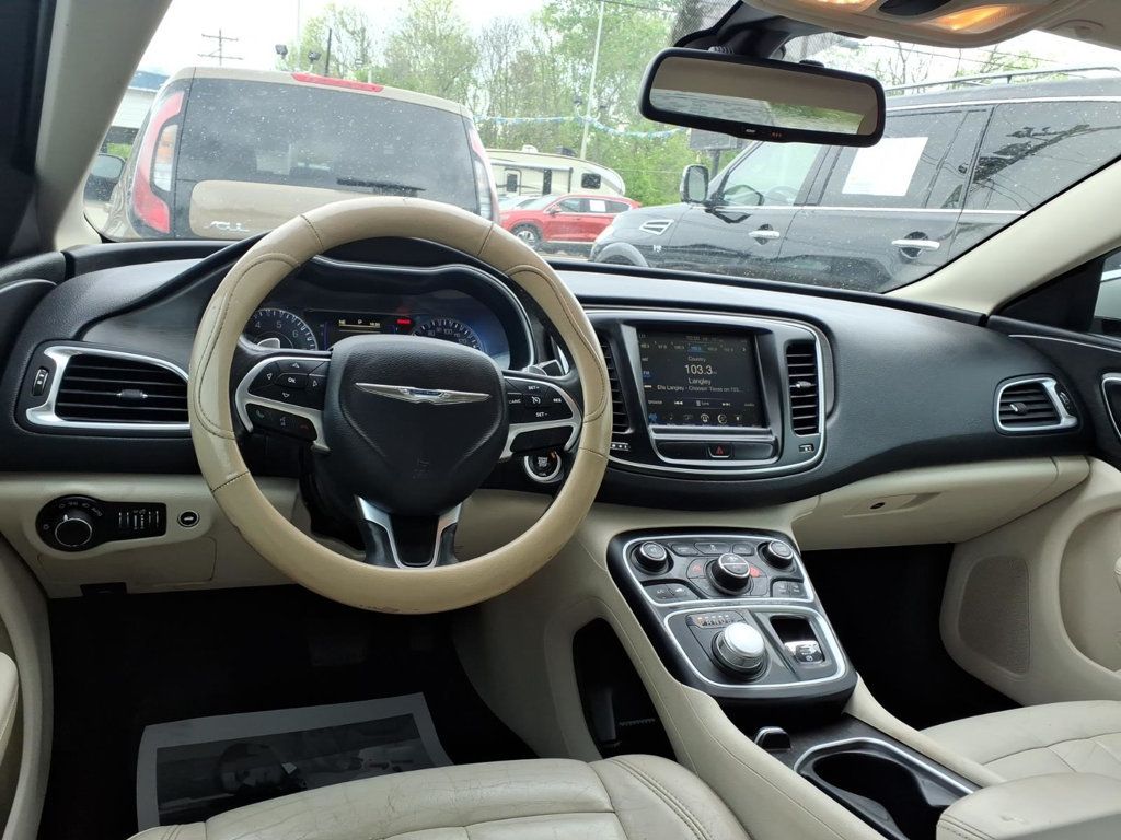 2017 Chrysler 200 Limited Platinum FWD - 23011738 - 16