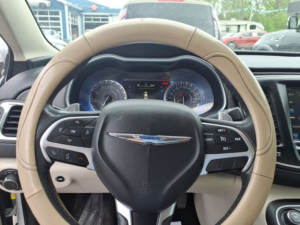 2017 Chrysler 200 Limited Platinum FWD - 23011738 - 7