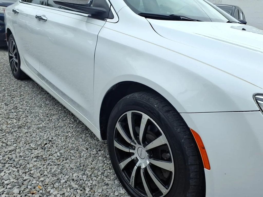 2017 Chrysler 200 Limited Platinum FWD - 23100651 - 18